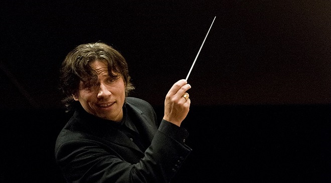 Kristjan Jarvi, la pupitrul Orchestrei Simfonice Radio Leipzig