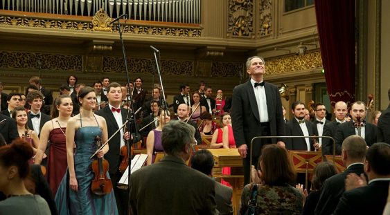 Orchestra Română de Tineret în două săli emblematice ale Europei