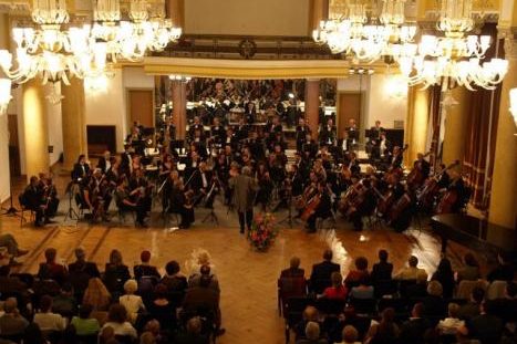Muzică de Mozart, Schumann şi Bruch – la Braşov