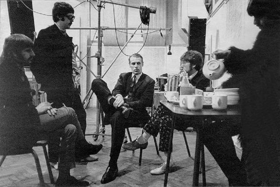 A murit George Martin, producătorul formației Beatles