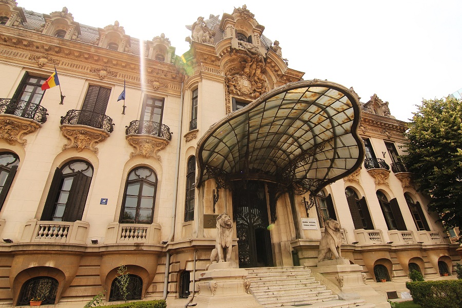 Conferinţă dedicată lui George Enescu