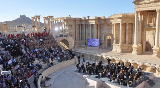 Concert simfonic între ruinele oraşului Palmyra