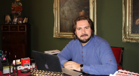 Florin Estefan, directorul Operei din Cluj, vineri la Radio Clasic