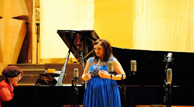 Soprana Ramona Păun a câştigat locul întâi la concursul de canto ”Opera în Arles”