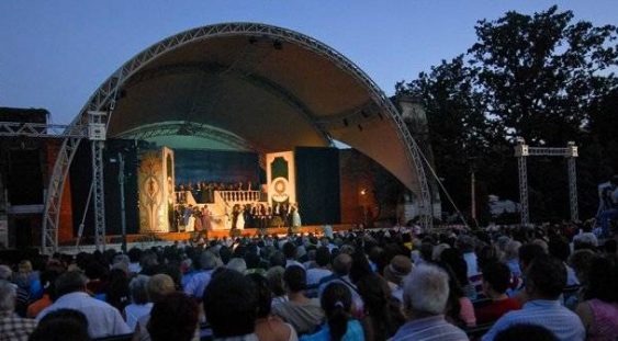Programul „Festivalului de operă și operetă” din Timișoara