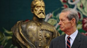  S-a lansat oficial concursul internaţional pentru statuia Regelui Mihai care va fi amplasată la Sinaia