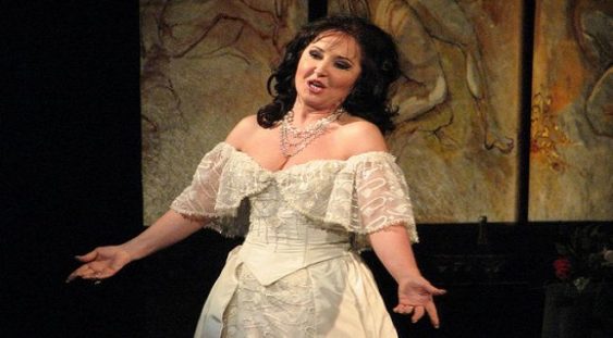 Soprana Elena Moşuc evoluează la Opera din Bilbao