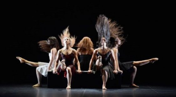 Centrul Naţional al Dansului prezintă ultimul spectacol al anului: „Colinde netemperate”