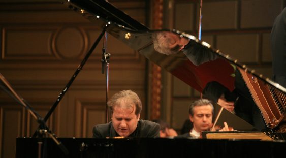 Josu de Solaun concertează la Muzeul ‘George Enescu’