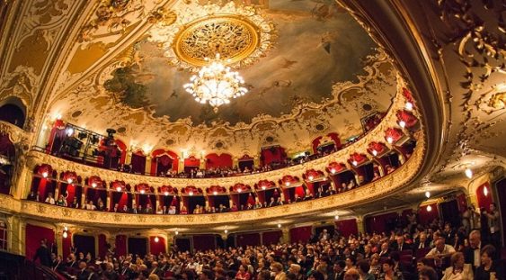 Sărbătoare la Teatrul Naţional din Iaşi: 200 de ani de la prima reprezentaţie a unei piese de teatru în limba română