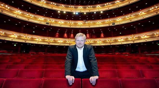 Kaspar Holten, directorul Operei Regale Covent Garden, decorat de Presedintele Romaniei, la  ICR Londra