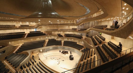 Seara inaugurală la Elbphilharmonie, cea mai nouă sală de concerte din Hamburg