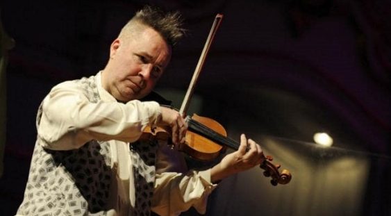 Nigel Kennedy: „Mă gândesc să renunț la muzica clasică”