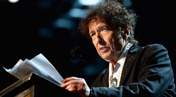 Bob Dylan a primit premiul Nobel în cadrul unei unei cermonii restrânse
