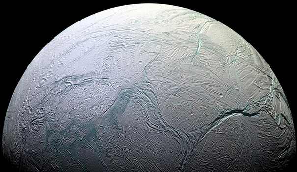NASA: Doi sateliţi ai planetelor Jupiter şi Saturn ar putea deţine condiţii optime pentru dezvoltarea vieţii