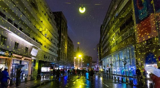 Spotlight 2017: Calea Victoriei a devenit loc de joacă pentru proiecțiile video pe clădiri