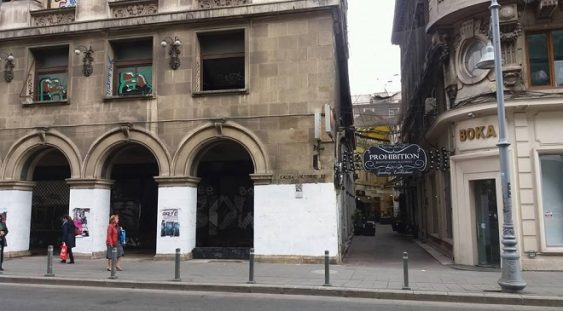 Fotografia zilei: Un monument istoric din București a fost văruit