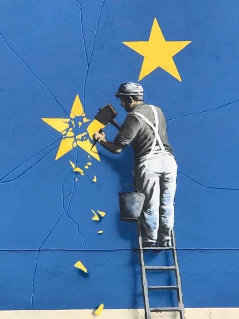dover2-768x1024 Artistul Banksy revine cu o nouă lucrare în orașul englez Dover