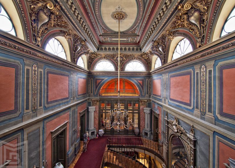 Spectacolul multimedia „Timpul”, la Palatul Suțu