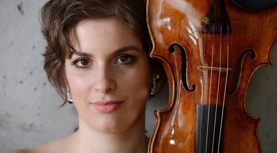 Violonista Ioana Cristina Goicea a obținut premiul I la o prestigioasă competiție internațională