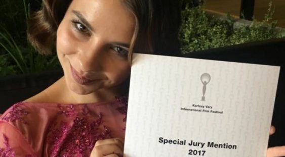 „Breaking News”: La numai 17 ani, Voica Oltean primeşte Menţiunea Specială a Juriului la Karlovy Vary