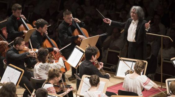 Romanian Sinfonietta Orchestra revine la Ateneului Român