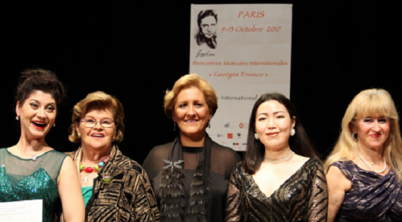 Grand Prix „Georges Enesco” a fost decernat la Paris sopranelor Héloise Koempgen-Bramy și Liga Yi