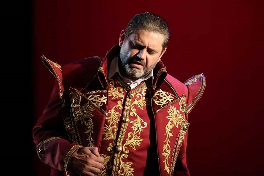 Baritonul Ştefan Ignat este noul manager general interimar la Opera Naţională din Bucureşti