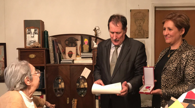 Artistei Geta Brătescu i s-a înmânat Ordinul Național „Steaua României”
