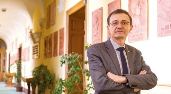 Academicianul Ioan-Aurel Pop este noul preşedinte al Academiei Române