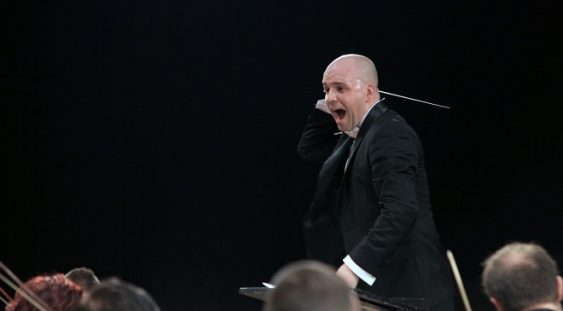 Cristian Lupeş, debut la pupitrul Orchestrei Naționale Radio