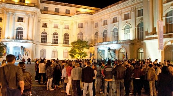 Expoziţii, concerte, ateliere, proiecţii la Noaptea Muzeelor, sâmbătă, în Bucureşti