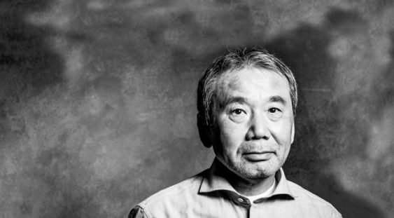 Cel mai recent roman al scriitorului Haruki Murakami, declarat „material indecent” de un tribunal din Hong Kong