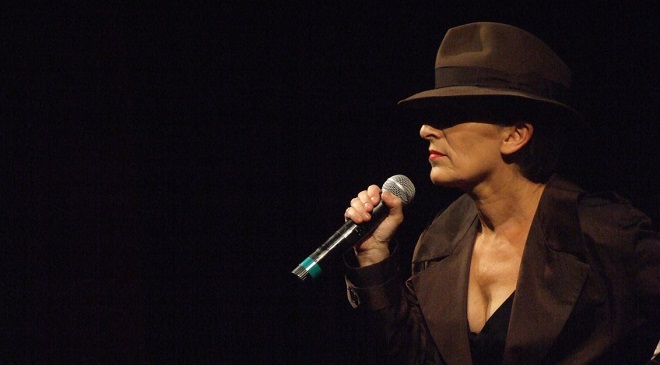 Cântăreaţa de jazz Sanda Weigl îşi încheie turneul românesc la Bucureşti