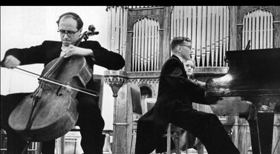 ‘Mstislav Rostropovich – Arcușul neîmblânzit’