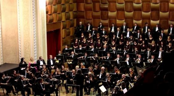 Uvertura ‘Sărbătoarea primăverii’, prima lucrare chineză inclusă după 38 de ani într-un concert la Filarmonica Arad