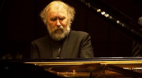 Legendarul pianist Radu Lupu concertează, cu casa închisă, la Royal Festival Hall din Londra