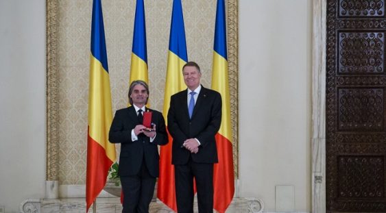 Dirijorul Ion Marin a fost decorat cu Ordinul Naţional „Pentru Merit” în grad de Comandor de către Preşedintele României, Klaus Iohannis