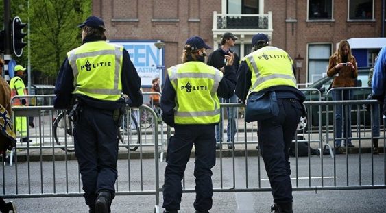 Atac armat în Olanda. Mai mulți oameni au fost împușcați într-un tramvai din Utrecht