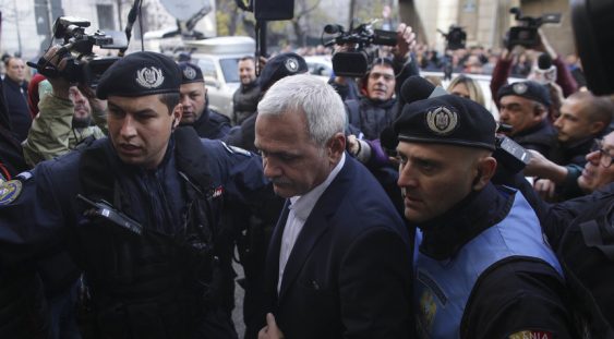 Care sunt cele trei clanuri care l-au susţinut pe Dragnea la Curtea Supremă. Cine a fost în tabăra protestatarilor