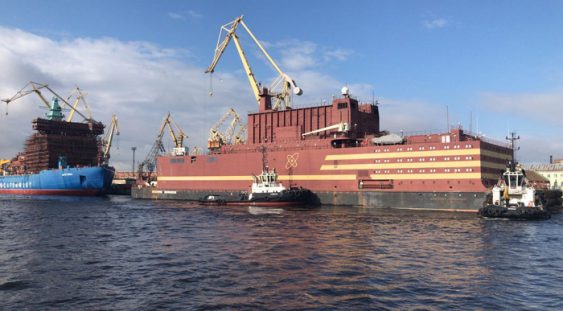 VIDEO | Rusia: Prima centrală nucleară plutitoare se pregătește să traverseze apele arctice / ONG-urile acuză un „Cernobîl pe gheață” sau un „Titanic nuclear”