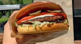 Premieră în România: Trey, lanț smartfood, aduce o alternativă inovatoare pentru carnea de vită Premieră în România: Trey, lanț smartfood, aduce o alternativă inovatoare pentru carnea de vită