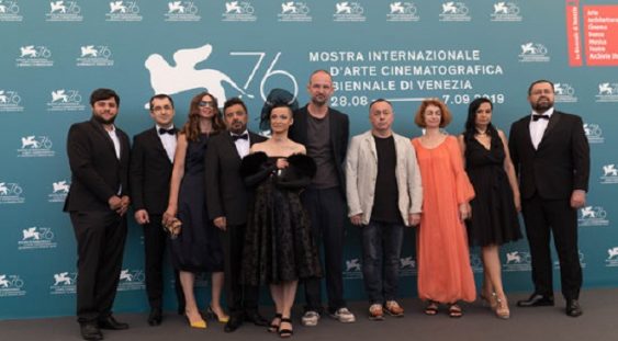 Realizatorii şi protagoniştii filmului „colectiv” – întâlniri şi dezbateri cu publicul din 12 oraşe din România