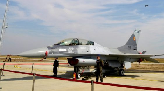 ANAF lasă piloţii de luptă fără zborurile de antrenament. Forţele Aeriene, obligate să plătească acciză pentru kerosen