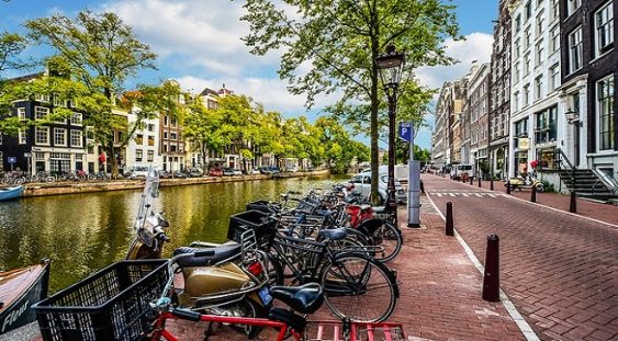 Oslo şi Amsterdam concurează pentru titlul de oraş european fără maşini, în 2020