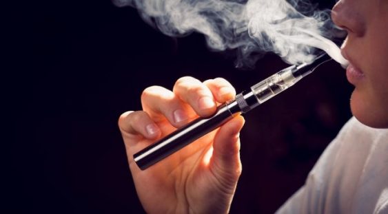 Primul deces atribuit utilizării ţigaretelor electronice raportat în Belgia