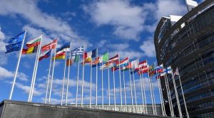  Parlamentul European a votat reducerea de emisii poluante cu 60% până în 2030