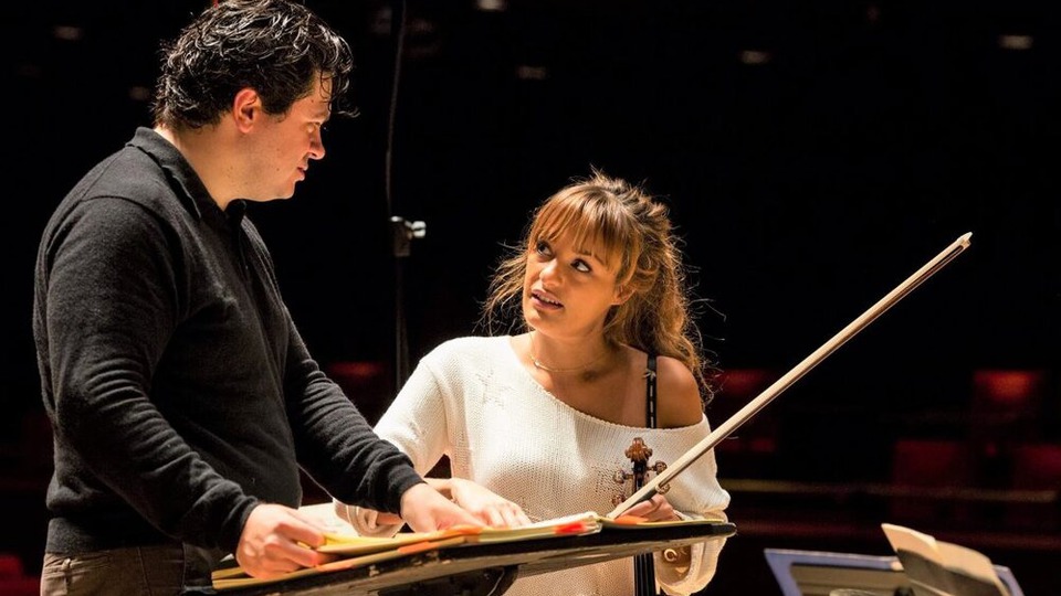 Mari interpreți/Mari Compozitori: Nicola Benedetti, The Philadelphia Orchestra & Cristian Măcelaru