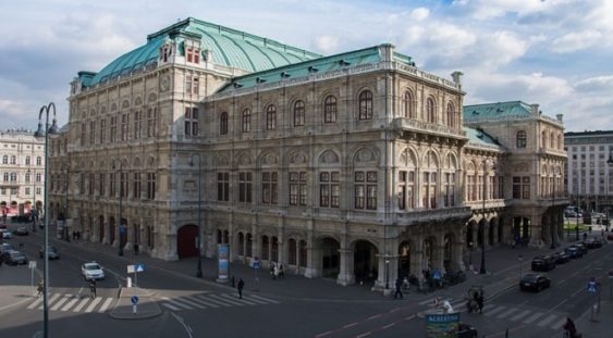 Lockdown cu spectacole on-line, gratuite, la Opera din Viena
