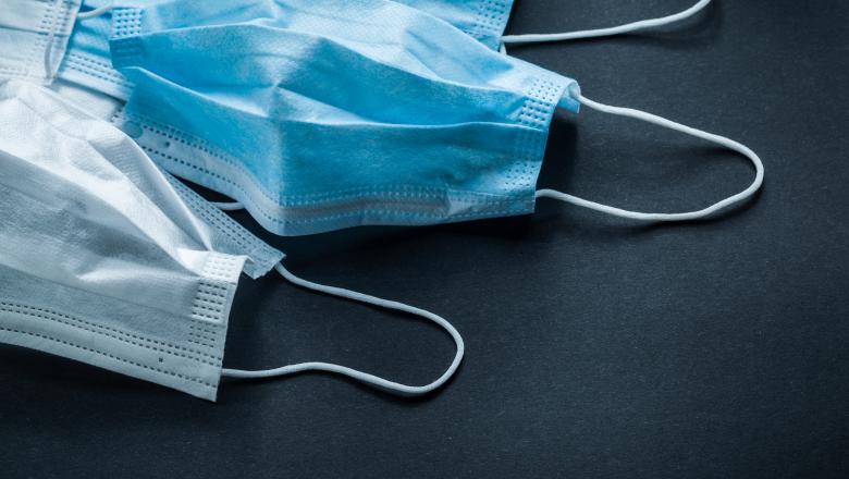 Ce se întâmplă cu salariații obligați să stea în carantină. Precizările CNAS despre cum se obține concediul medical